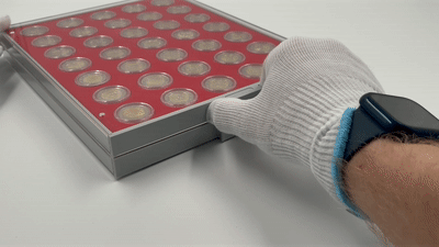 Münzbox mit 42 Runden Vertiefungen für Münzen oder Kapseln bis 29.5 mm